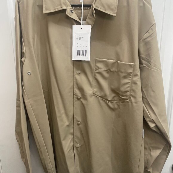 New Rains Button Up Show Shirt Rain Jacket in Beige Unisex XS/S - Picture 1 of 7